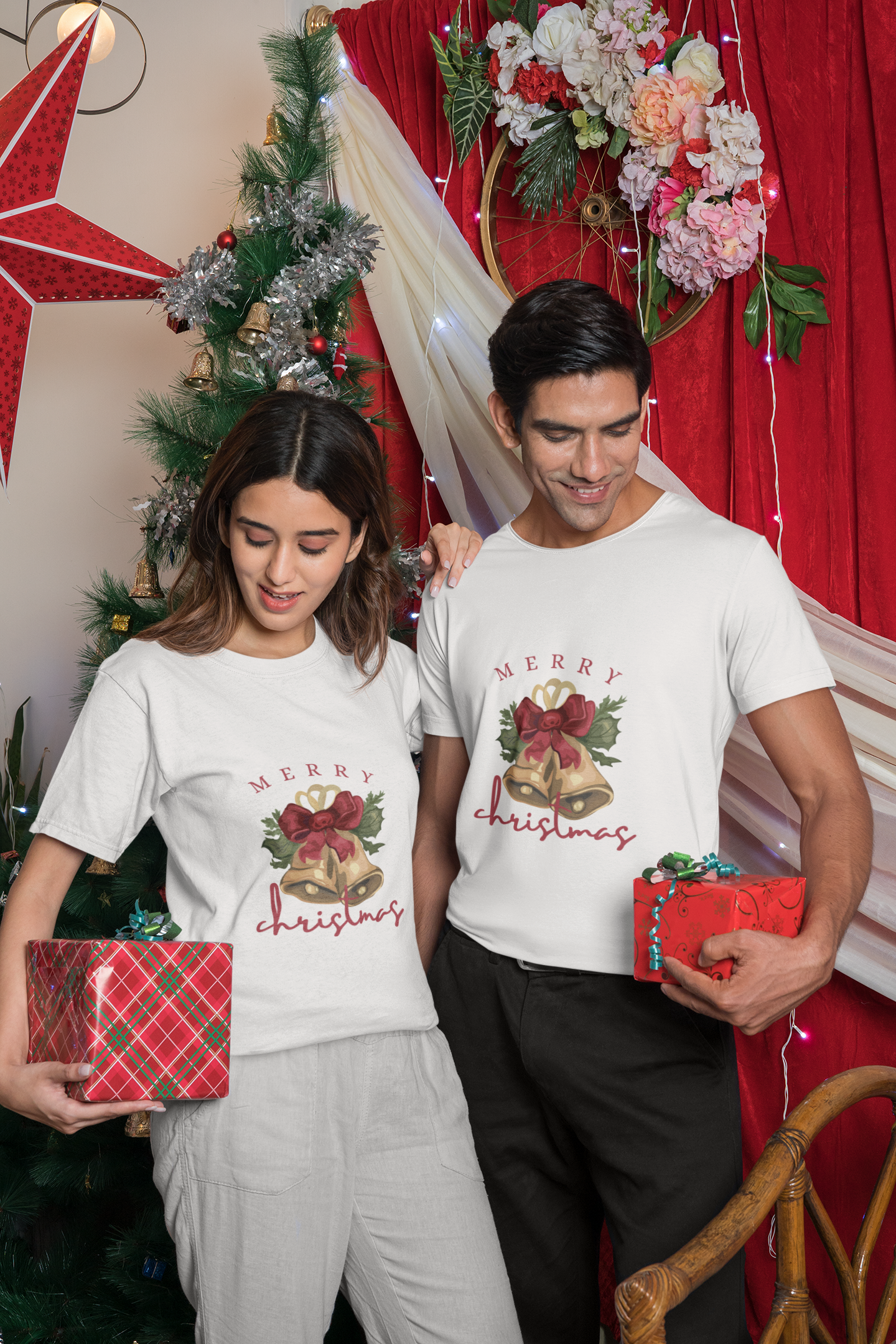 "MERRY CHRISTMAS BELLS" | T-shirt for All